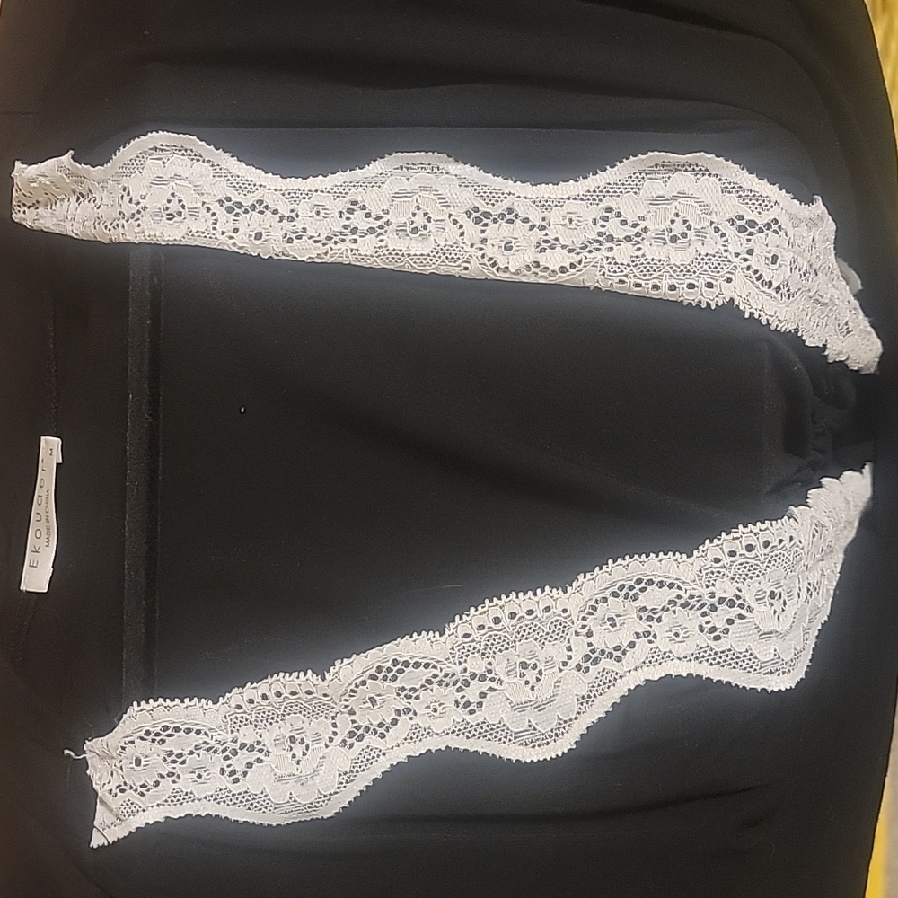 Black Maternity Robe - Picture 3 of 3